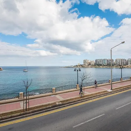 Apartment Spinola Bay Seafront - *