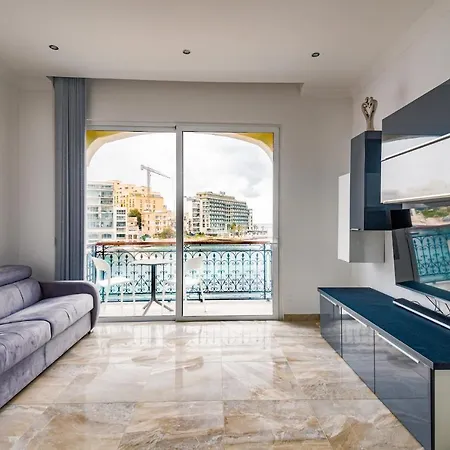 Spinola Bay Seafront -